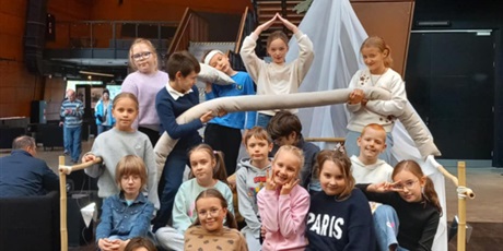 Powiększ grafikę: all-about-freedom-festival-666188.jpg