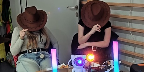 Powiększ grafikę: american-dream-disco-andrzejkowe-zakonczenie-tygodnia-kultury-amerykanskiej-661893.jpg