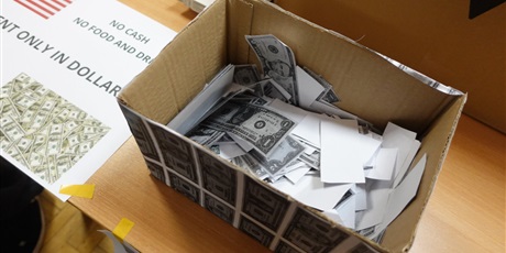 Powiększ grafikę: american-dream-disco-andrzejkowe-zakonczenie-tygodnia-kultury-amerykanskiej-661903.jpg