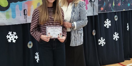 Powiększ grafikę: apel-podsumowujacy-i-polrocze-674725.jpg