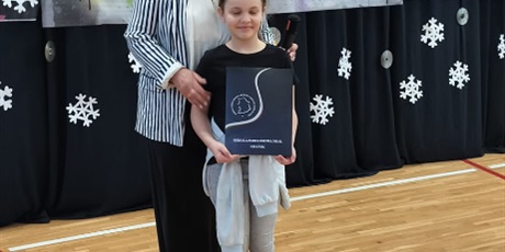 Powiększ grafikę: apel-podsumowujacy-i-polrocze-674728.jpg