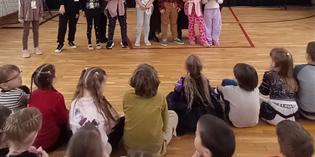 Powiększ grafikę: apel-podsumowujacy-i-polrocze-674737.jpg