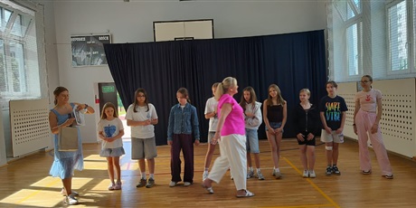 Powiększ grafikę: apel-podsumowujacy-ii-semestr-704515.jpg