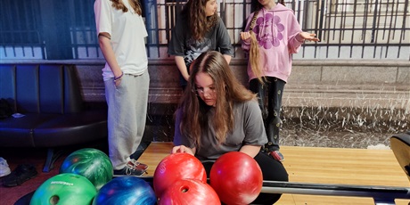 Powiększ grafikę: bowling-to-fajna-zabawa-543359.jpg