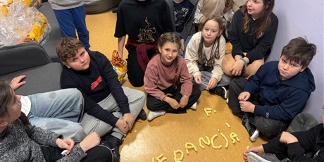 Powiększ grafikę: dni-edukacji-dla-wszystkich-657986.jpg