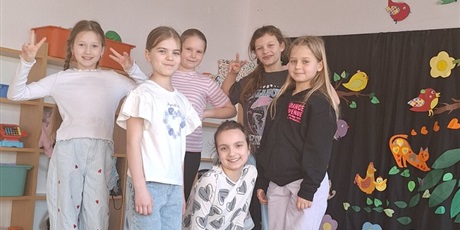 Powiększ grafikę: dzien-kobiet-w-swietlicy-682684.jpg