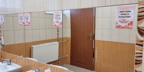 Powiększ grafikę: dzien-kochania-siebie-i-walentynki-w-naszej-szkole-675897.jpg