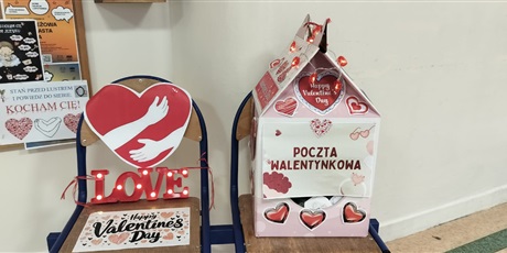 Powiększ grafikę: dzien-kochania-siebie-i-walentynki-w-naszej-szkole-675903.jpg