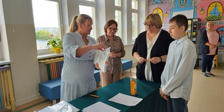 Powiększ grafikę: egzamin-osmoklasisty-2025-za-nami-614844.jpg
