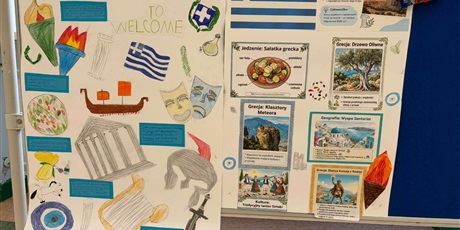 Powiększ grafikę: europejski-dzien-jezykow-w-naszej-szkole-i-wyniki-konkursu-715120.jpg