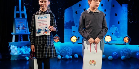 Powiększ grafikę: gala-13-gdanskiego-konkursu-plastycznego-zimowe-zabawy-677020.jpg