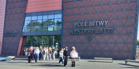 Powiększ grafikę: gdansk-miasto-pamieci-i-historii-712314.jpg