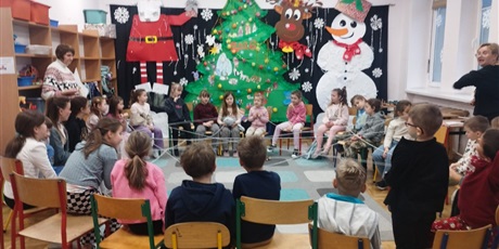 Powiększ grafikę: grudzien-w-swietlicy-pod-haslem-swiat-667325.jpg