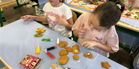 Powiększ grafikę: ida-swieta-667057.jpg