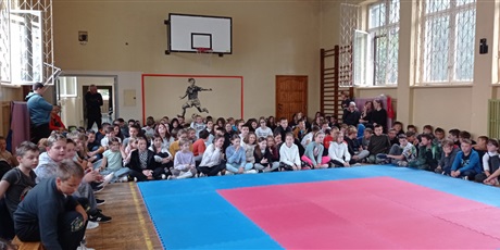 Powiększ grafikę: judocy-w-naszej-szkole-376954.jpg
