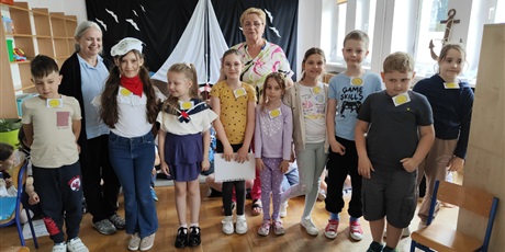 Powiększ grafikę: juz-idzie-lato-ida-wakacje-630085.jpg