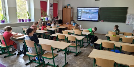 Powiększ grafikę: kolejne-zajecia-z-innowacji-o-kontynentach-623911.jpg