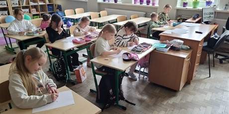 Powiększ grafikę: kolejne-zajecia-z-innowacji-o-kontynentach-623916.jpg