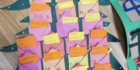 Powiększ grafikę: konkurs-jezykowy-kalendarz-adwentowy-wyniki-672151.jpg