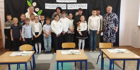Powiększ grafikę: kto-czyta-ksiazki-zyje-podwojnie-umberto-eco-616031.jpg