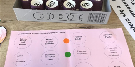Powiększ grafikę: miedzynarodowy-dzien-kropki-638359.jpg