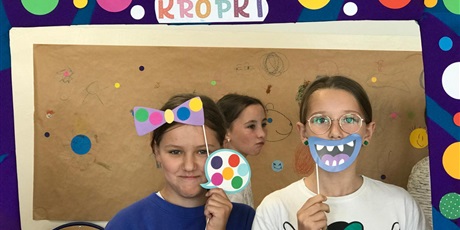 Powiększ grafikę: miedzynarodowy-dzien-kropki-638364.jpg