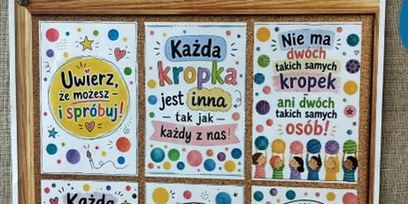 Powiększ grafikę: miedzynarodowy-dzien-kropki-w-naszej-szkole-711858.jpg