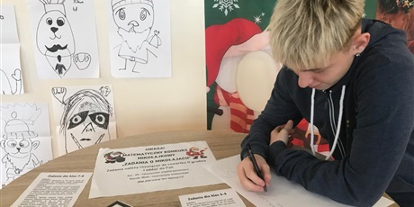 Powiększ grafikę: mikolajkowe-warcaby-664295.jpg