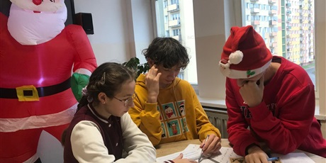 Powiększ grafikę: mikolajkowe-warcaby-664301.jpg