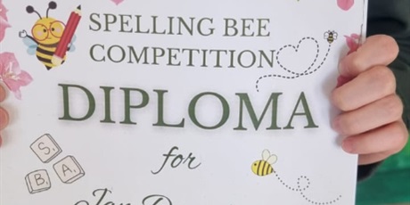 Powiększ grafikę: nasz-szkolny-konkurs-spelling-bee-dla-trzecioklasistow-dobiegl-konca-700283.jpg