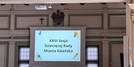 Powiększ grafikę: nasza-uczennica-na-dzieciecej-sesji-rady-miasta-gdanska-630376.jpg