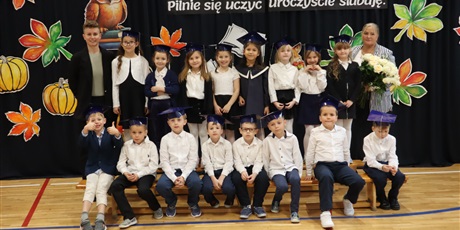 Powiększ grafikę: pasowanie-na-ucznia-29-pazdziernika-653874.jpg