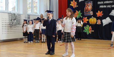 Powiększ grafikę: pasowanie-na-ucznia-29-pazdziernika-653877.jpg