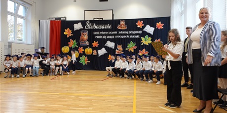 Powiększ grafikę: pasowanie-na-ucznia-29-pazdziernika-653880.jpg