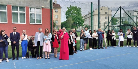Powiększ grafikę: polonez-klas-osmych-2026-694820.jpg