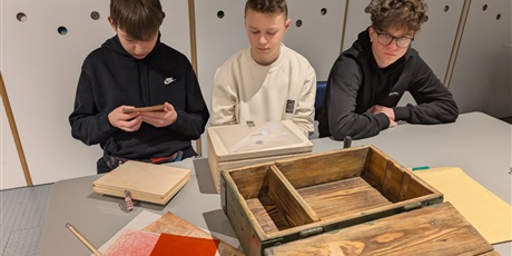 Powiększ grafikę: przedferyjna-wycieczka-676958.jpg