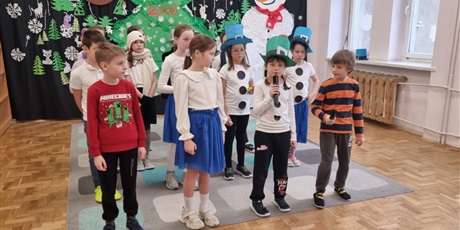 Powiększ grafikę: przedstawienie-swietlicowe-rady-na-bezpieczne-ferie-670513.jpg