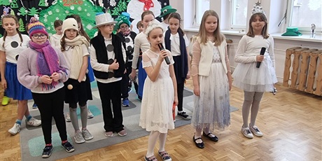 Powiększ grafikę: przedstawienie-swietlicowe-rady-na-bezpieczne-ferie-670517.jpg