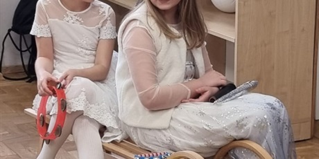 Powiększ grafikę: przedstawienie-swietlicowe-rady-na-bezpieczne-ferie-670535.jpg