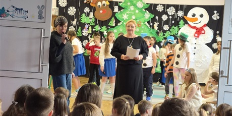 Powiększ grafikę: przedstawienie-swietlicowe-rady-na-bezpieczne-ferie-670569.jpg