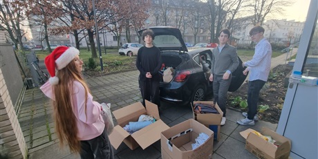 Powiększ grafikę: razem-mozemy-wiecej-pomagamy-zwierzakom-z-promyka-667222.jpg