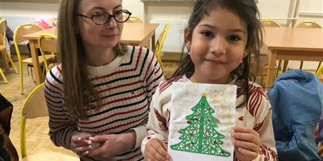 Powiększ grafikę: rodzinne-warsztaty-tworzenia-kartek-swiatecznych-664350.jpg