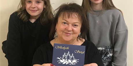 Powiększ grafikę: rodzinne-warsztaty-tworzenia-kartek-swiatecznych-664357.jpg