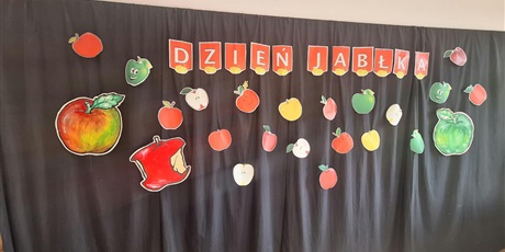 Powiększ grafikę: swiatowy-dzien-jablka-715722.jpg