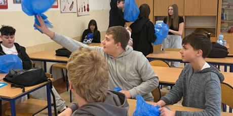 Powiększ grafikę: swiatowy-dzien-swiadomosci-autyzmu-685798.jpg