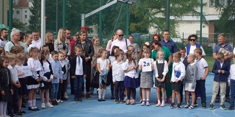 Powiększ grafikę: szczesliwego-nowego-roku-szkolnego-710606.jpg