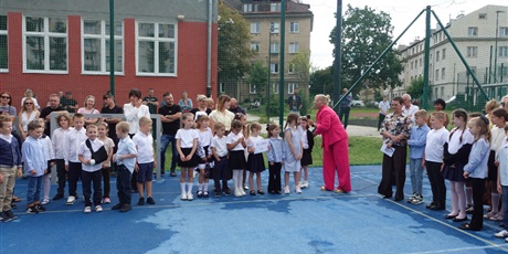 Powiększ grafikę: szczesliwego-nowego-roku-szkolnego-710623.jpg