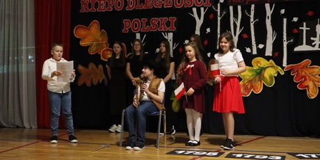 Powiększ grafikę: szkoladohymnu-11-listopada-2025-r-654129.jpg