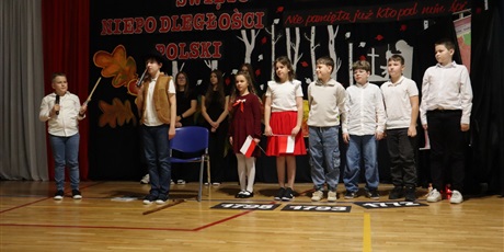 Powiększ grafikę: szkoladohymnu-11-listopada-2025-r-654150.jpg