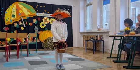 Powiększ grafikę: szkolny-konkurs-recytatorski-jesien-w-poezji-656802.jpg